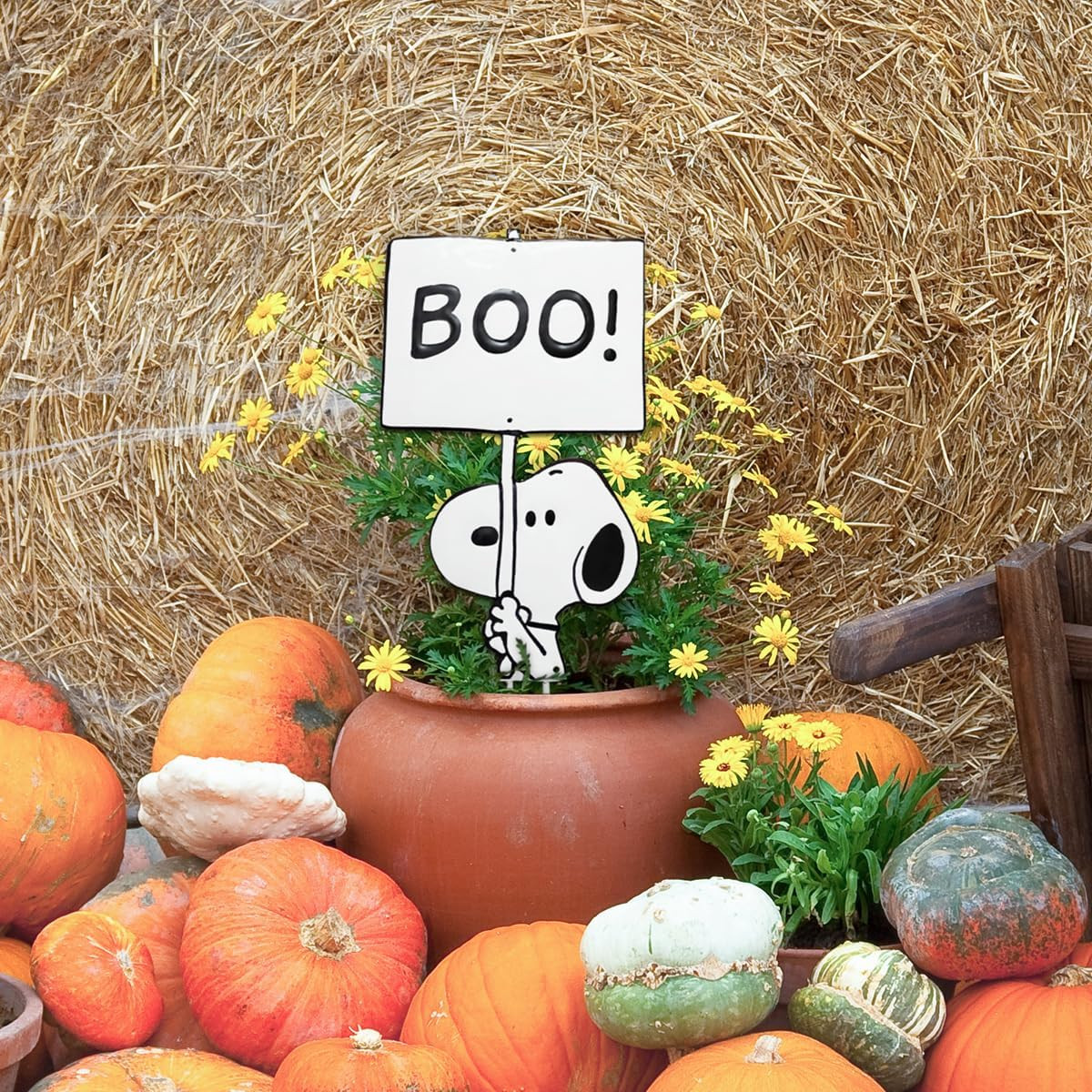 10" Snoopy with Boo Sign Peanuts Pumpkin Press-in Metal Stake Halloween Harvest Decor 